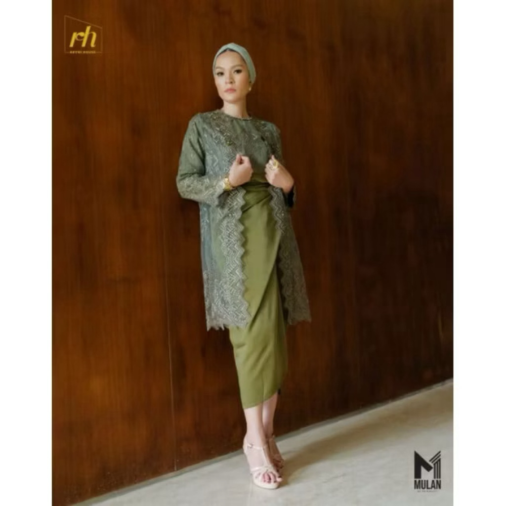 SANNA ( one set outer, inner & rok motif lagosi)