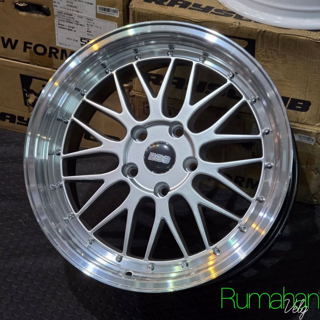 velg ring 18 bbs lm flow forming pcd 5x120 lebar 8 - 9 velg racing bmw r18 velg bmw e46 velg mobil r