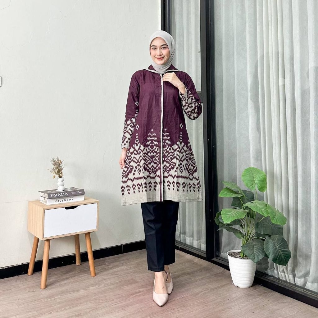 Tunik Batik Wanita Modern - Anjani Mahogany, Nyaman Dipakai