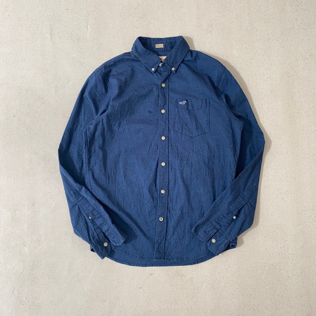 kemeja navy hollister