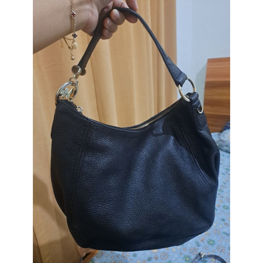 MichaelKors Fulton Hobo Medium Black
