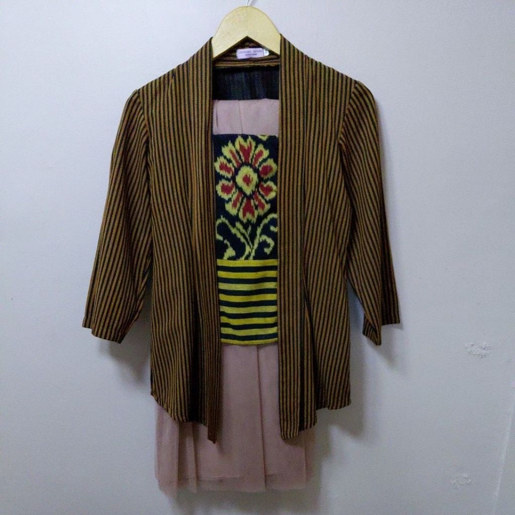setelan kebaya+rok panjang tile
