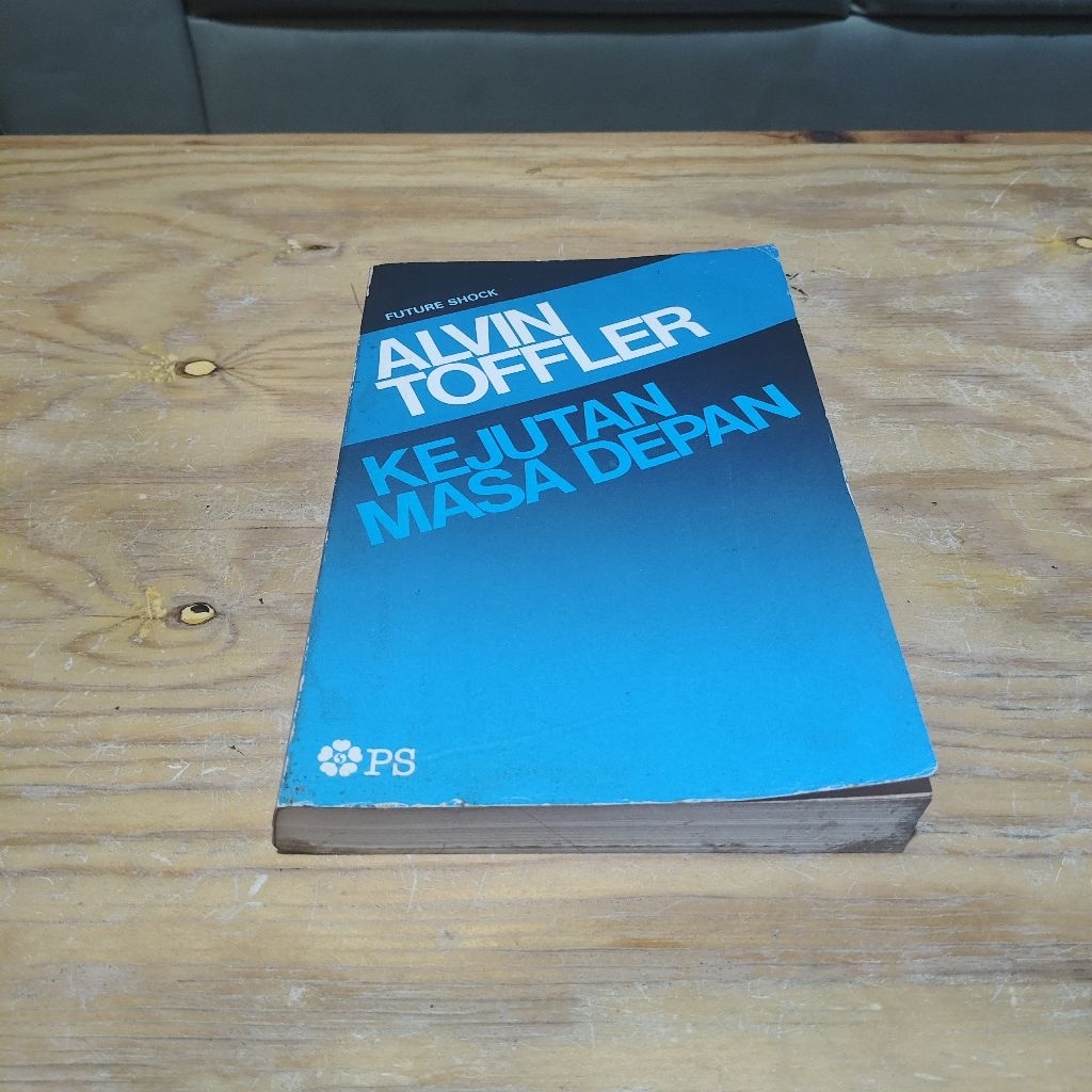 Buku Kejutan Masa Depan