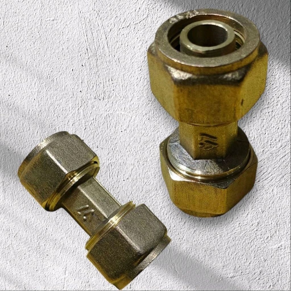 SHOCK DRAT SAMBUNG/SANBUNGAN SELANG AIR PANAS KUNINGAN