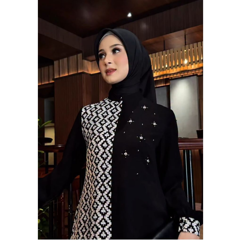 Samara Dress By Madeira Original 100%