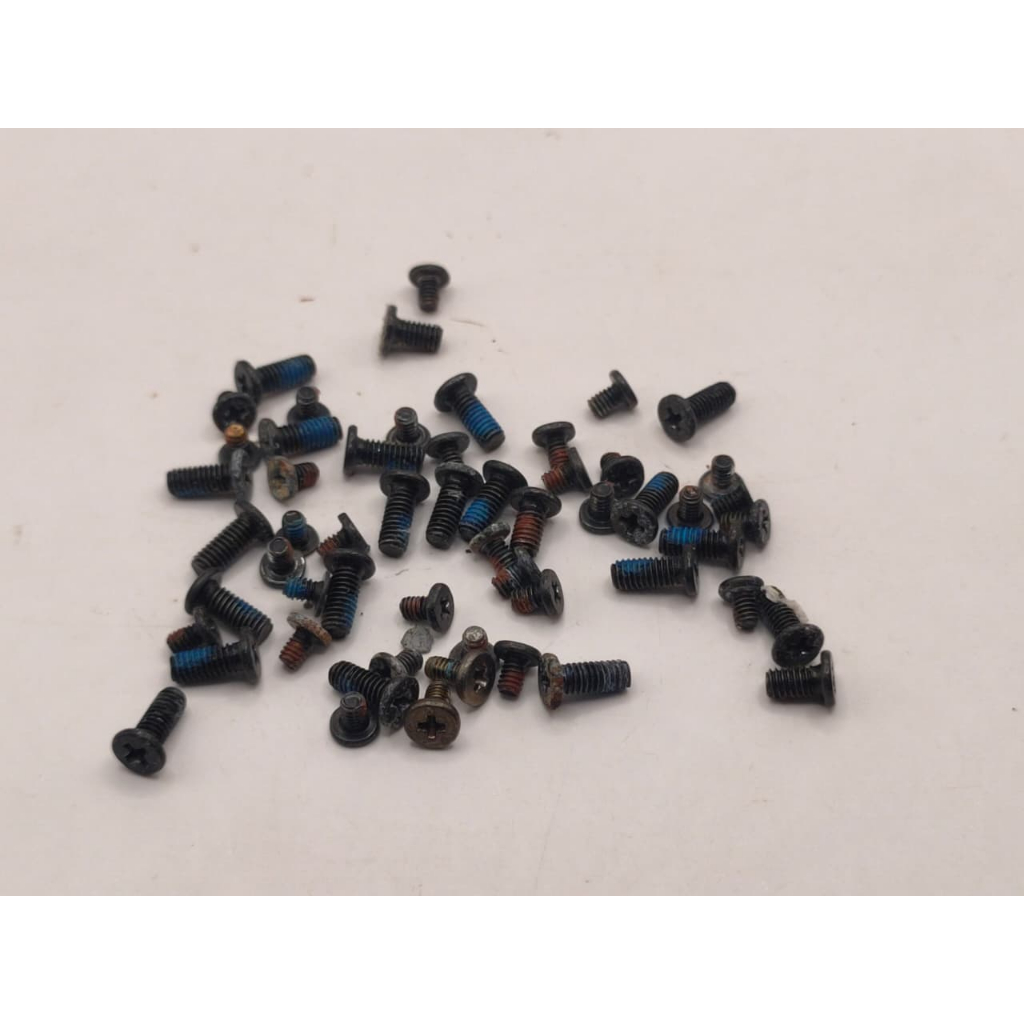 ET52 BAUT-TOS-4 BAUT SET LAPTOP TOSHIBA SATELLITE L300 BAUT ONLY