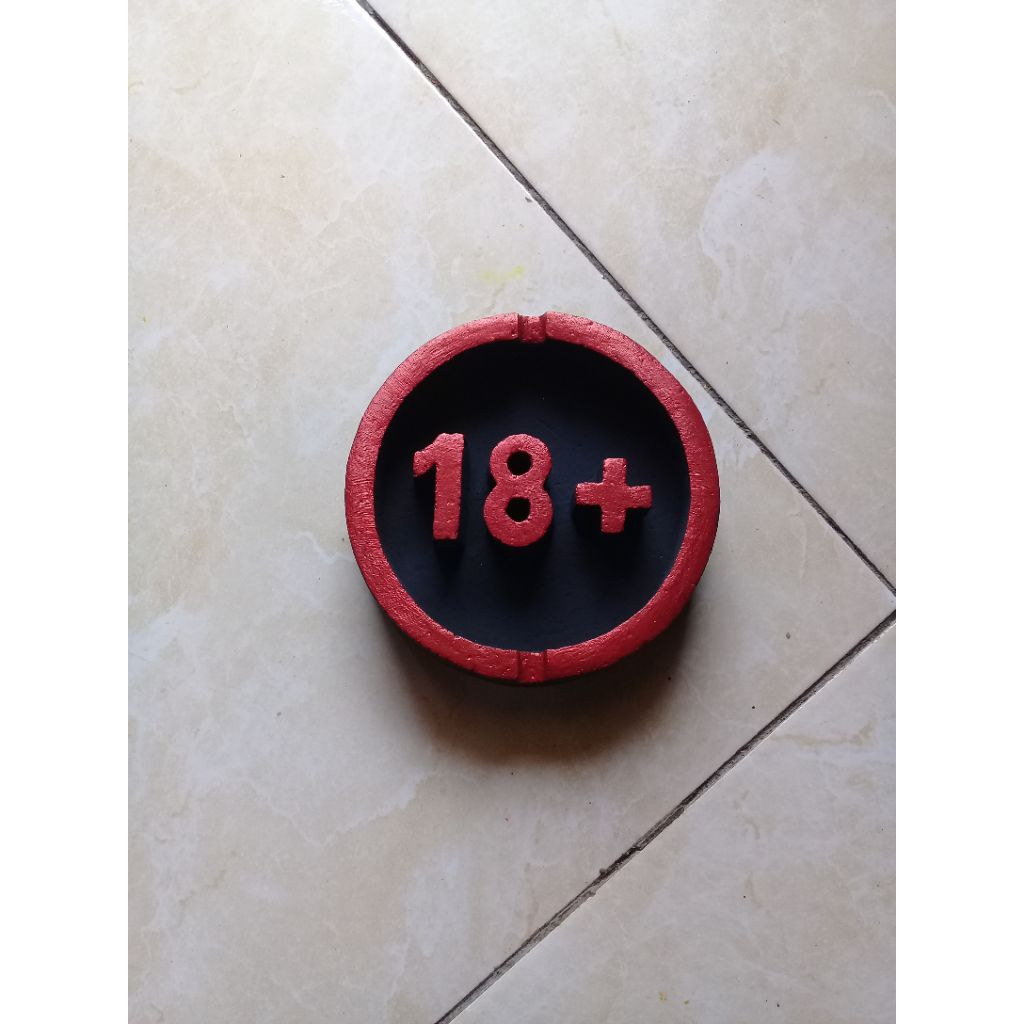 asbak lucu unik hiasan koleksi souvenir