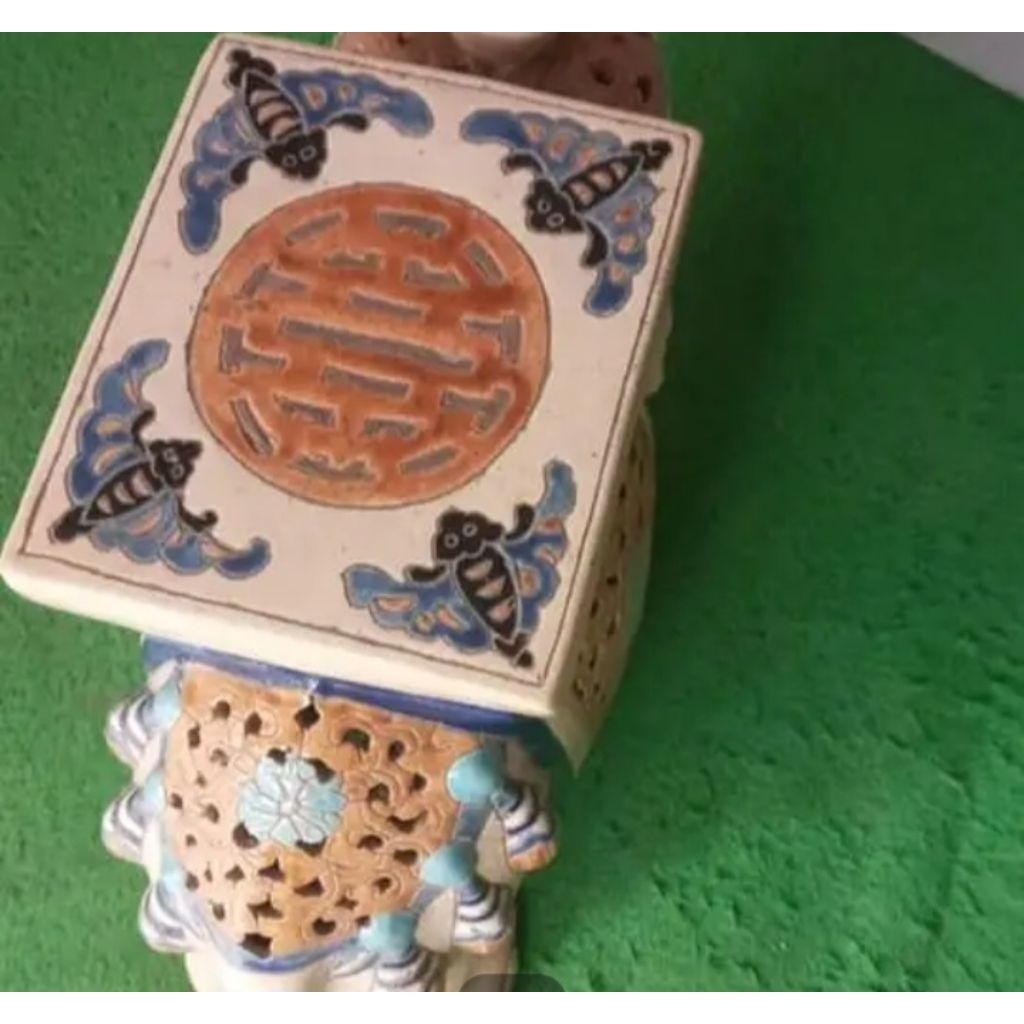 BARANG ANTIK KERAMIK GAJAH 1970AN