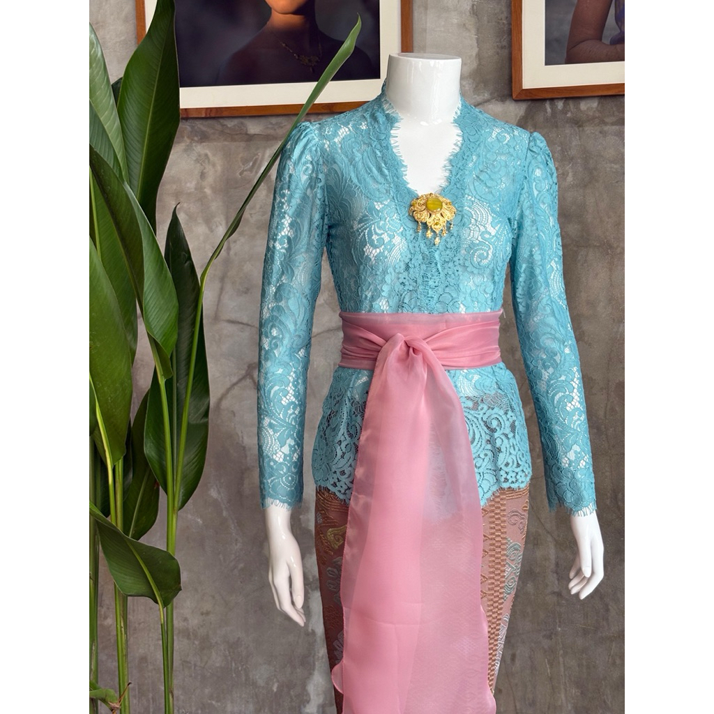 BAJU KEBAYA BROKAT CORD KARTINI