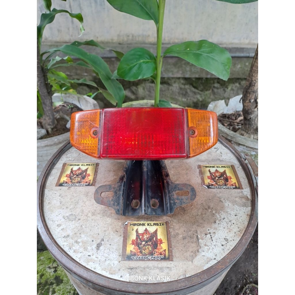 stoplamp v80 robot super deluxe excellent ORIGINAL stoplamp v80 super deluxe lampu belakang v80 supe