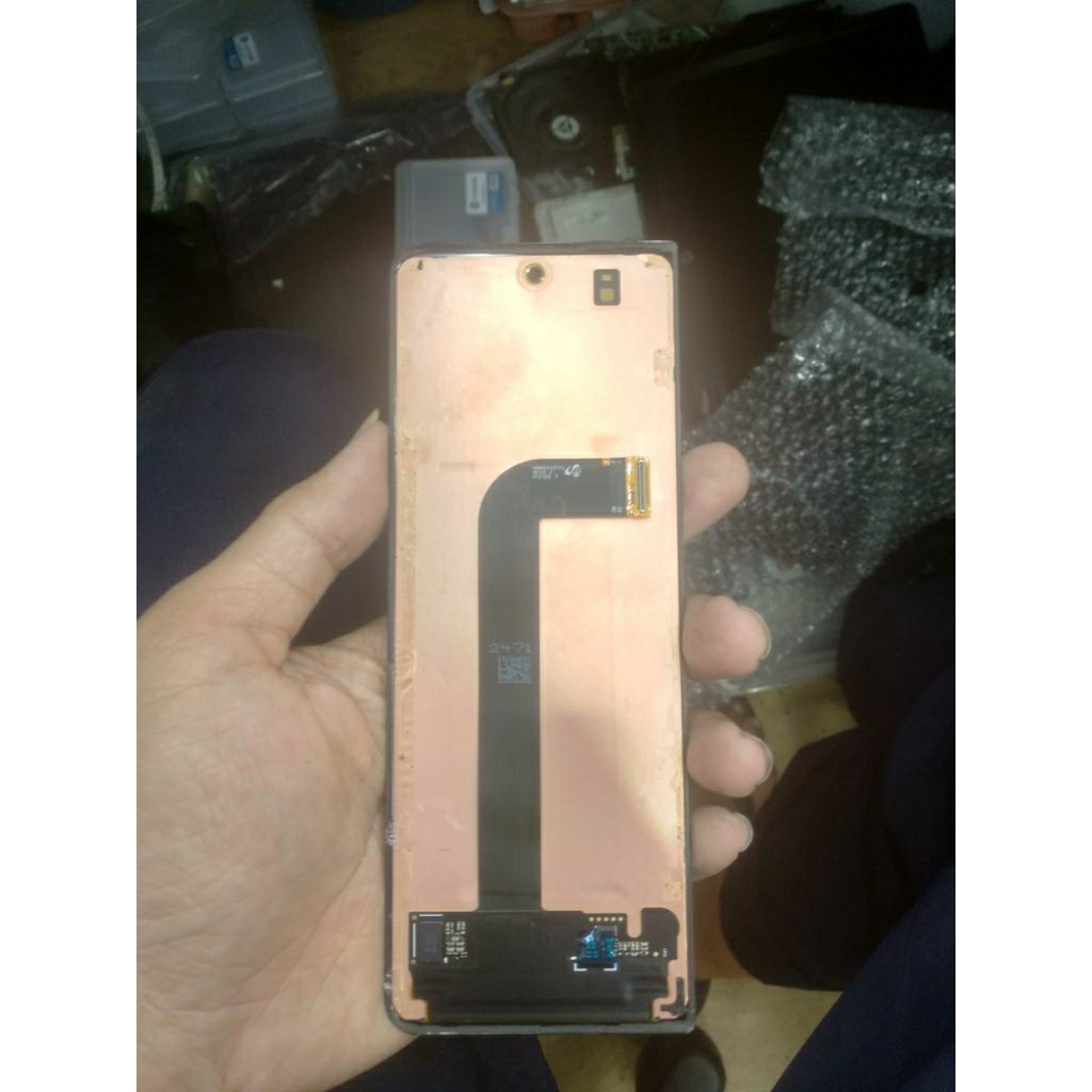 lcd samsung z fold 3 luar
