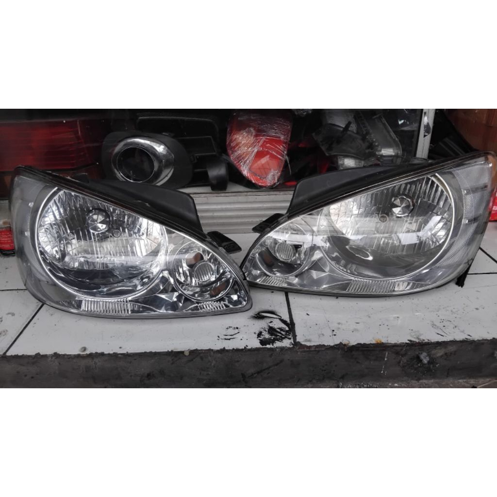 lampu depan hyundai getz