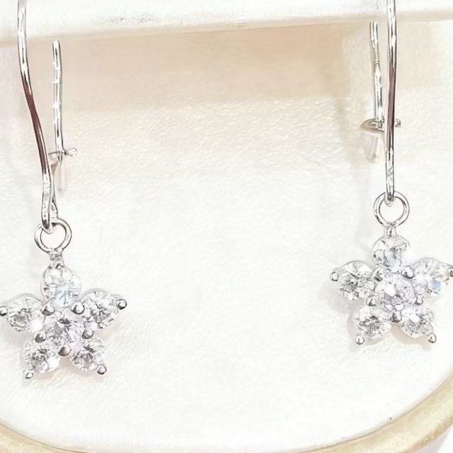 Anting Emas Asli Frozen 17k