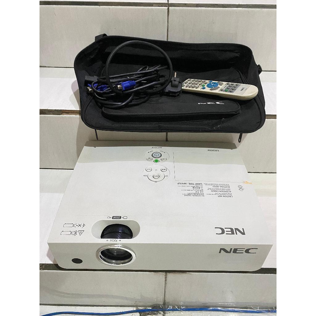 Projector infocus NEC MC311x HDMI XGA 330Lumens Mulus segel proyektor infokus kondisi baik