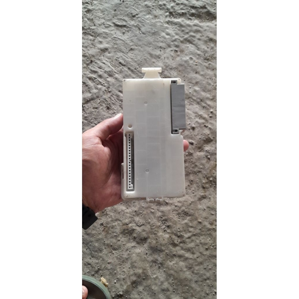 Etacs Mitsubishi Triton 8637B251