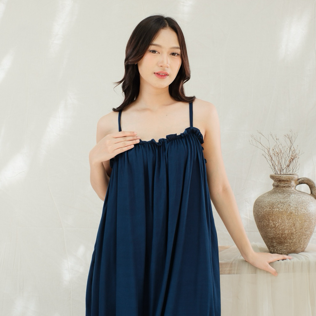 Kinara Dress Panjang Backless Rayon Elegan Nyaman