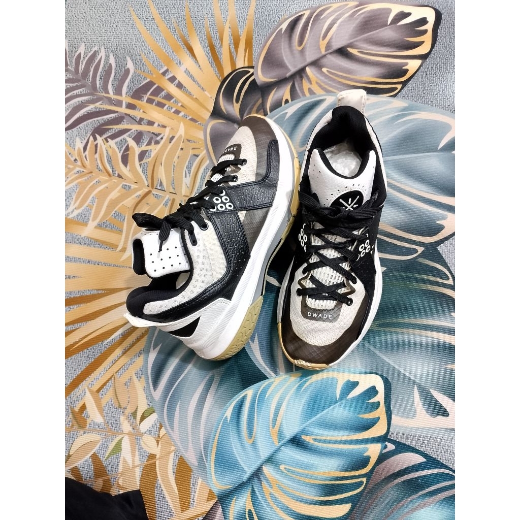 sepatu basket pria Li-Ning