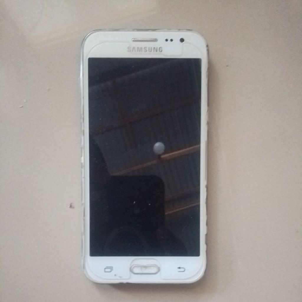 Lcd samsung j200g copotan