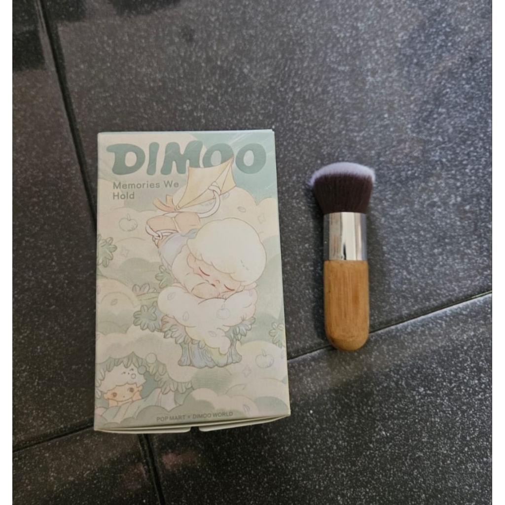 Dimoo memories we hold series original Pop mart make up brush