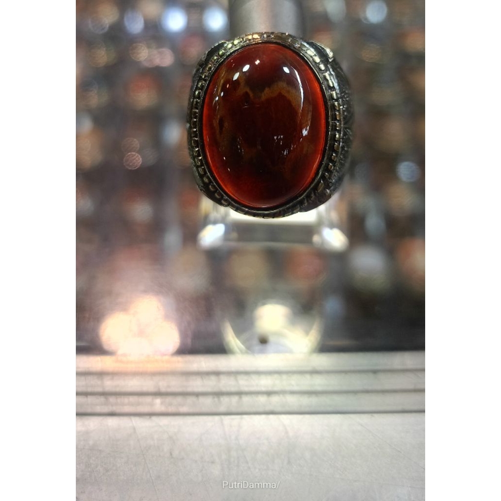 Cincin Fosil Kelor merah (Natural)