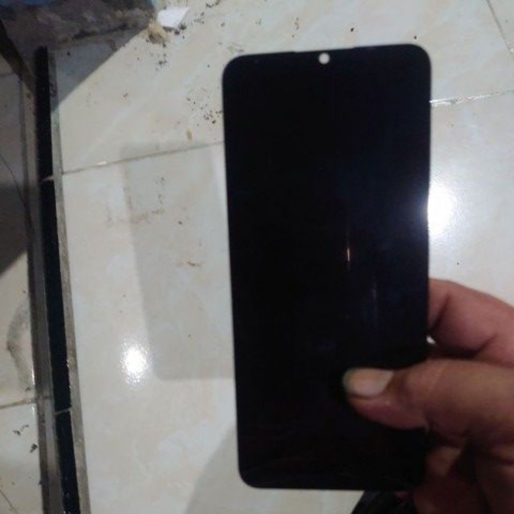lcd/touchscreen_realme-C21_ori_copotan_minus_fleksibel-sobek_putus_jalur_cas/musik_tampilan_juga_sen