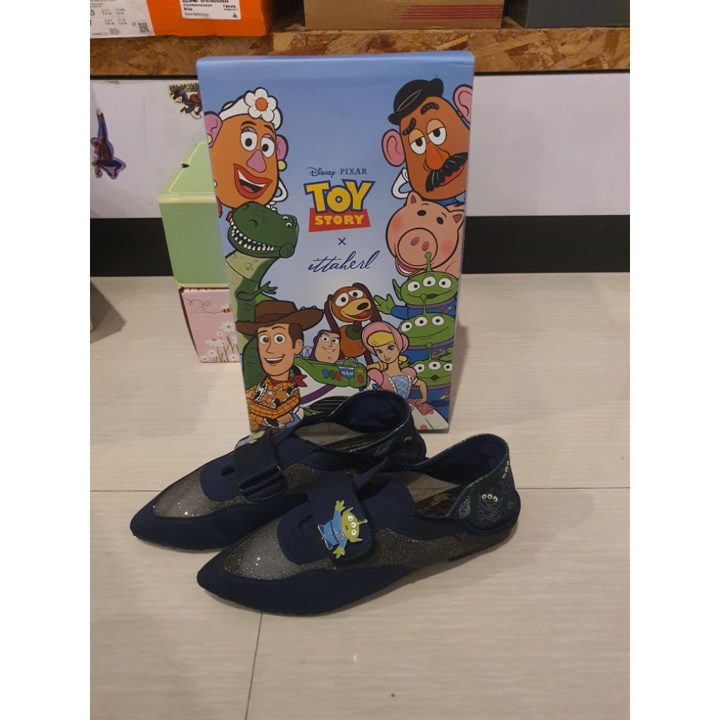 Preloved Ittaherl x Toy Story