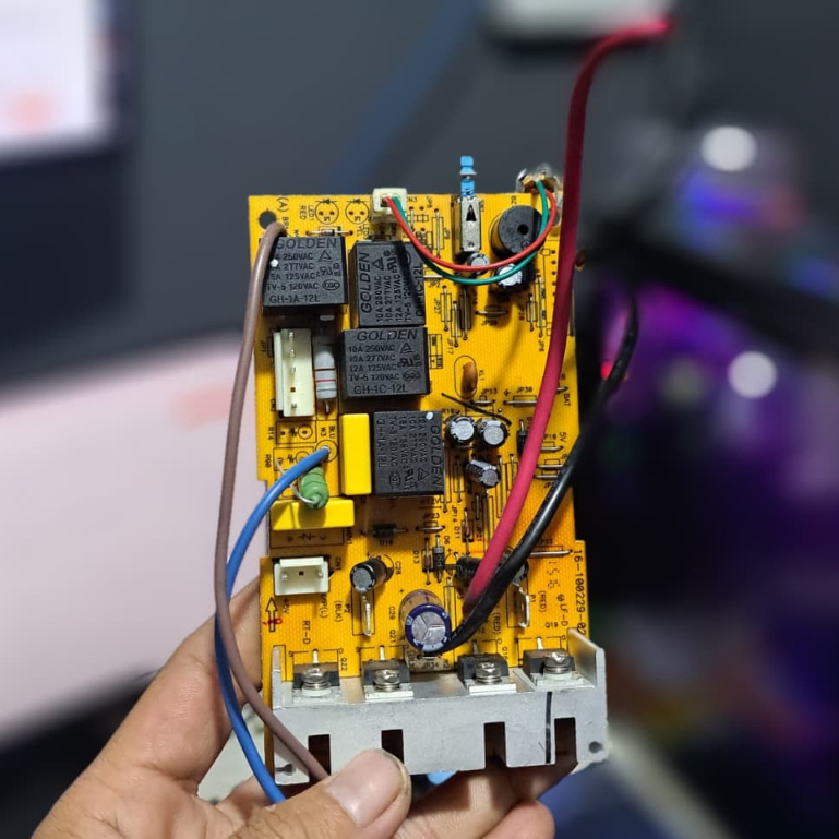 Mesin UPS 650 Va - Emerson PSA-600 - Normal