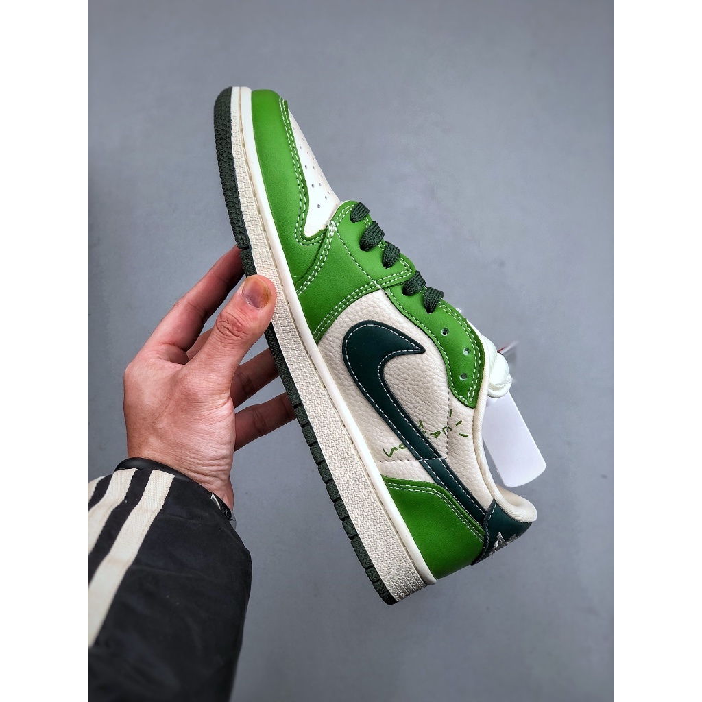 Air Jordan Lucky Green Sepatu Basket Low Top Putih Hijau Terbaru Anti Selip Nyaman Pria Wanita Retro