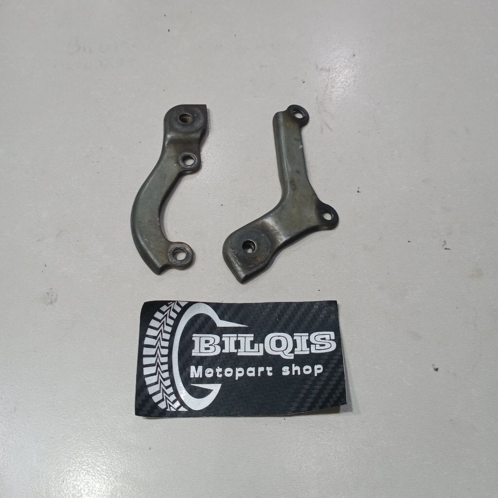 plat bracket saya bawah undercowl ori original suzuki satria fu 150