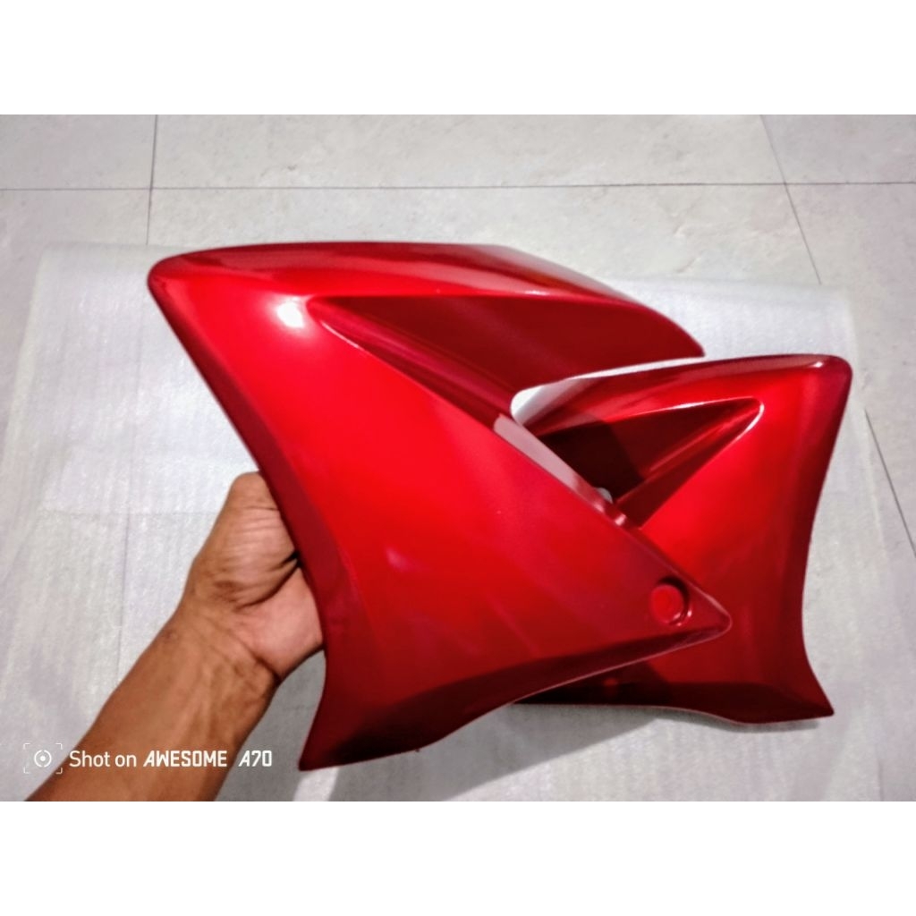 cover tangki sayap tangki kupingan tangki vixion old lama warna merah Maron mirip original
