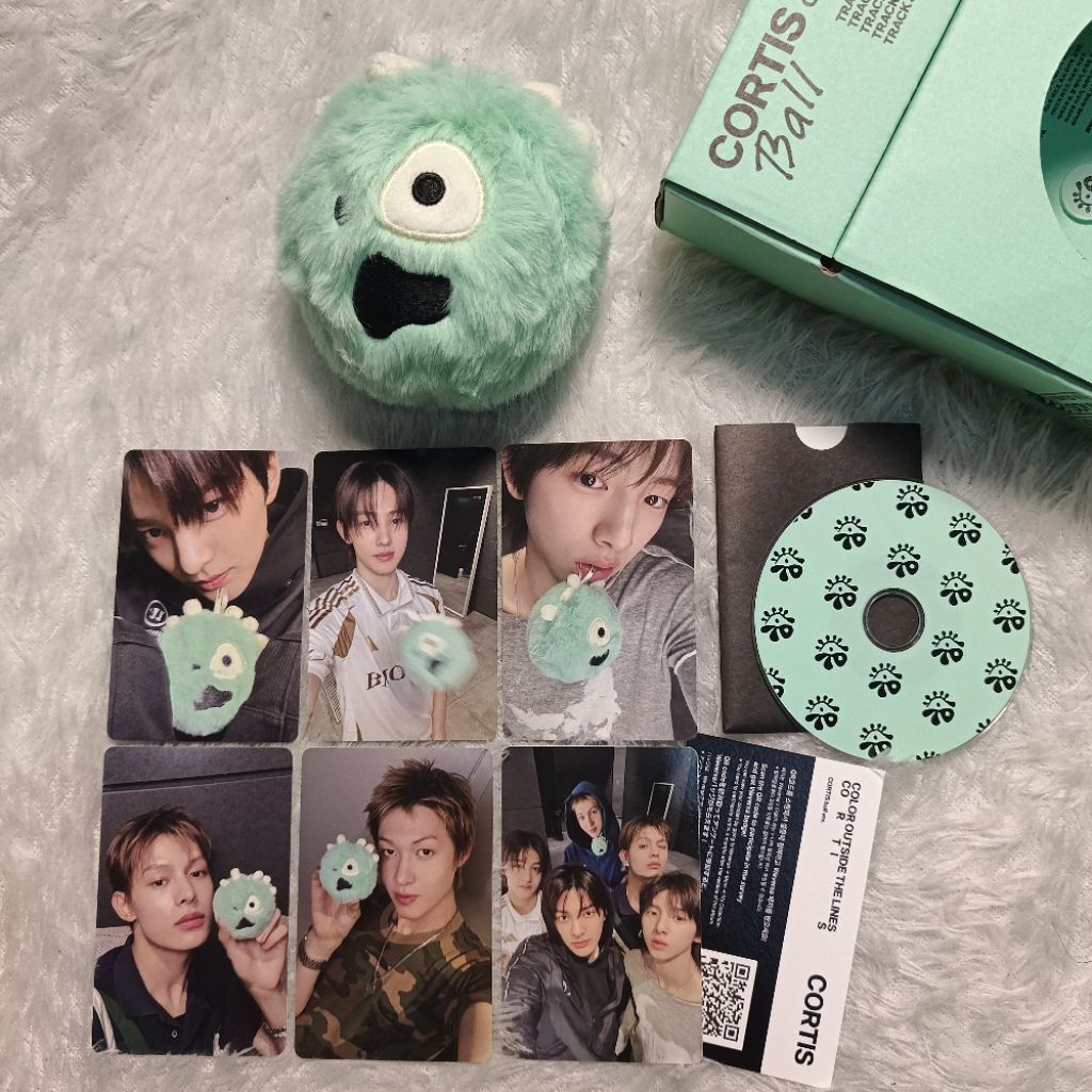 OFFICIAL PHOTOCARD CORTIS