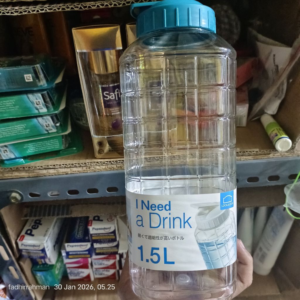 botol minum lock&lock 1,5L