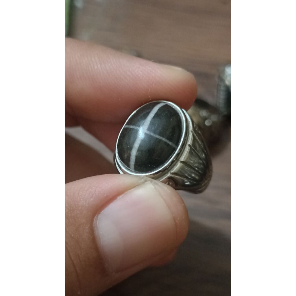 Batu Tapak Jalak Hitam Super Presisi