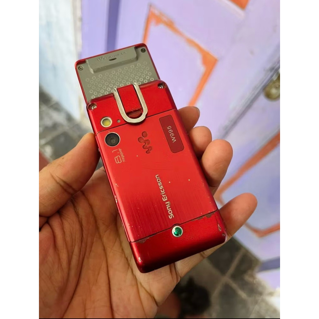 sony ericsson w995 hikaru