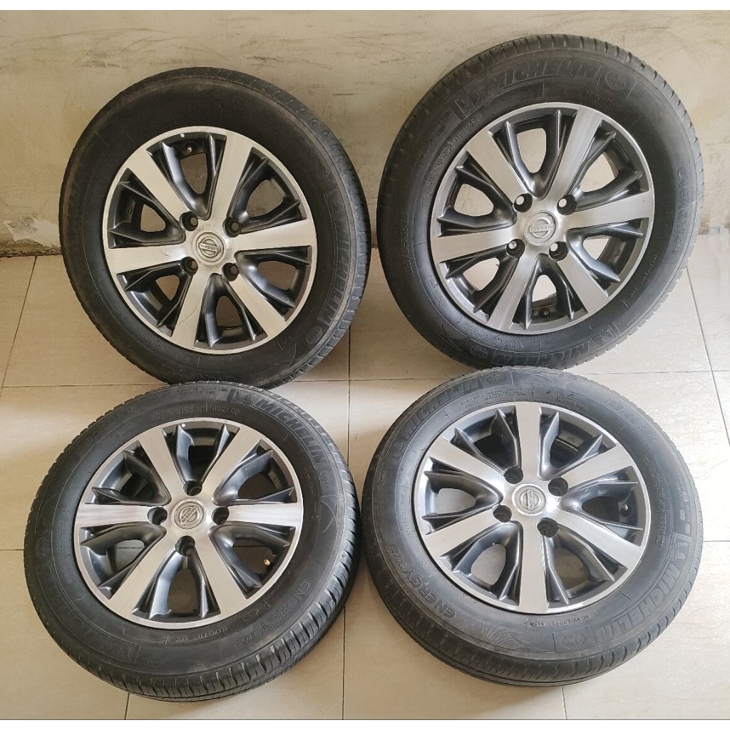 Velg R15 oem Livina HWS model two-tone (4 velg+ban)