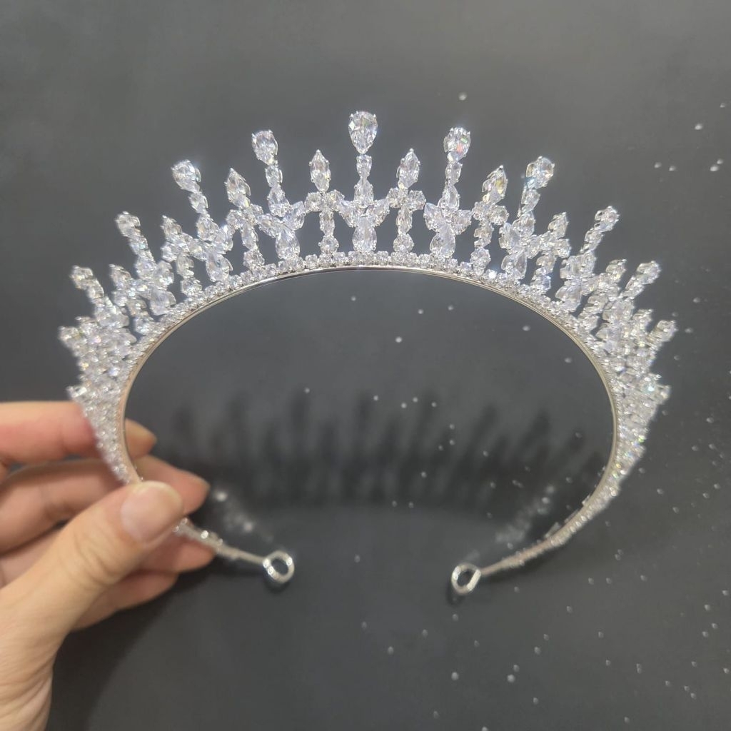 Mahkota pengantin zircon Lyodra sampai telinga