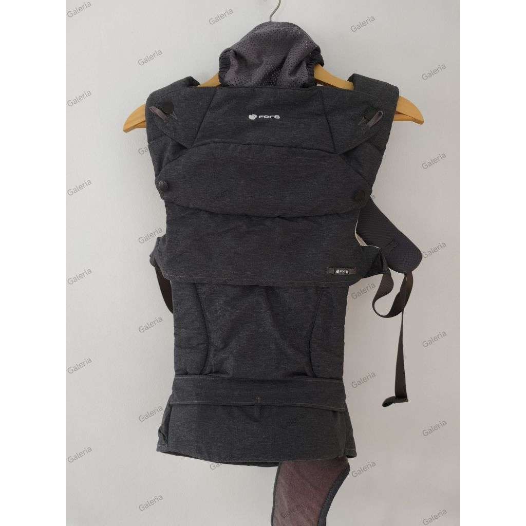 Gendongan Bayi Second Preloved SSC Forb Comfi Gendongan hadap luar