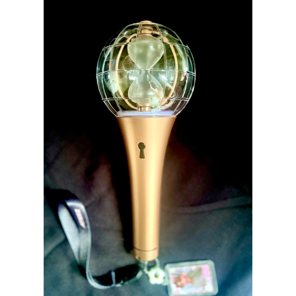 ATEEZ OFFICIAL LIGHTSTICK