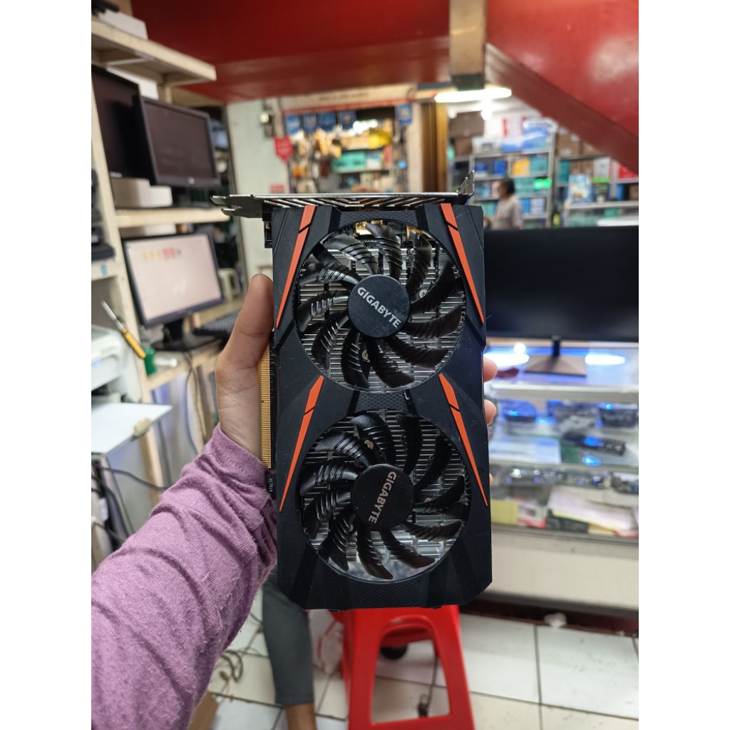 vga Gigabyte rx 550 2 gb ddr5