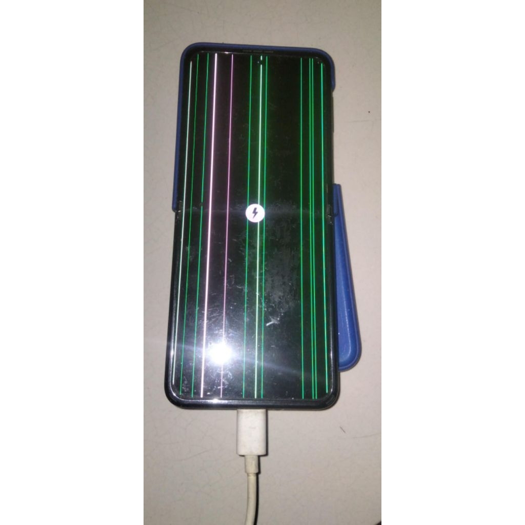 Samsung Z Flip 4 ( bekas )