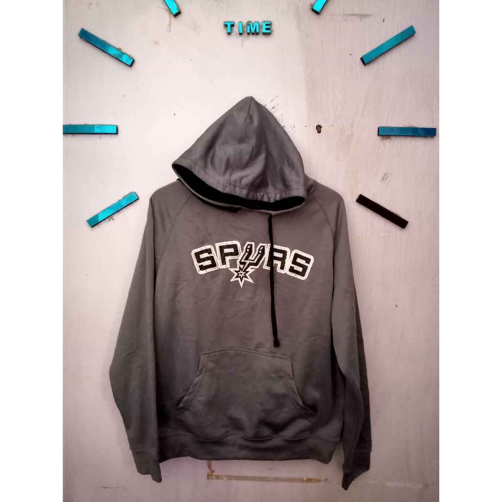 Hodie Spurs NBA