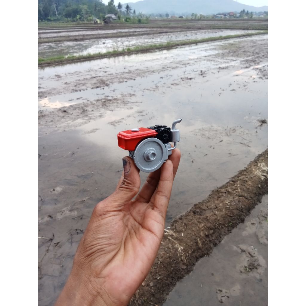 miniatur diesel kubota