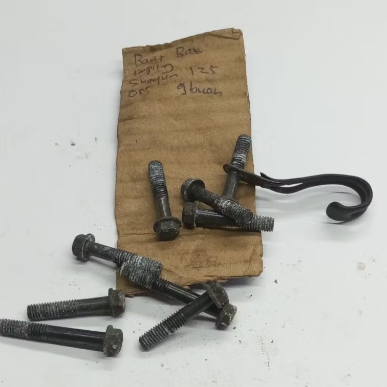 Baut bak kopling suzuki shogun 125 r fd