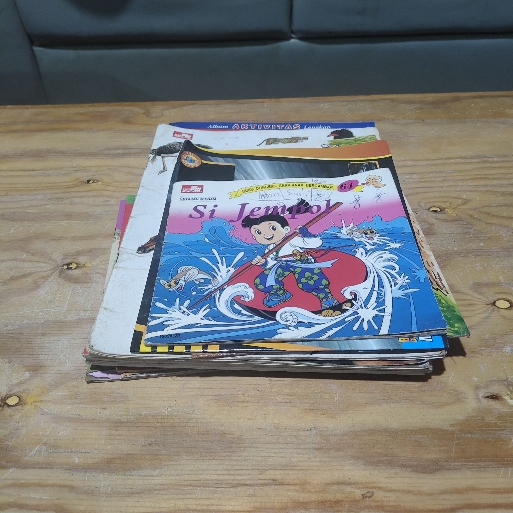 Buku Anak Anak Varian Bekas
