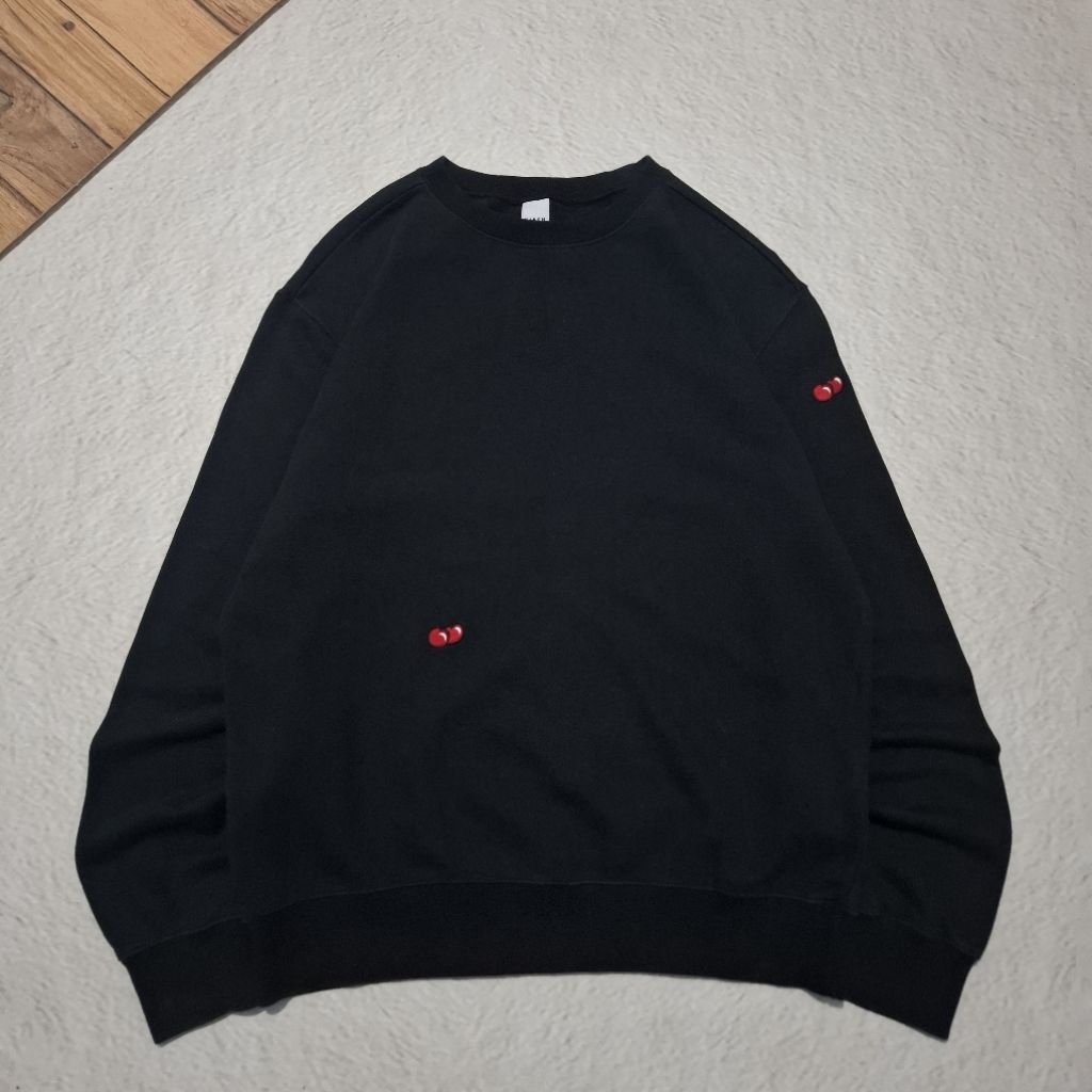 Crewneck Hitam Branded by KIRSH