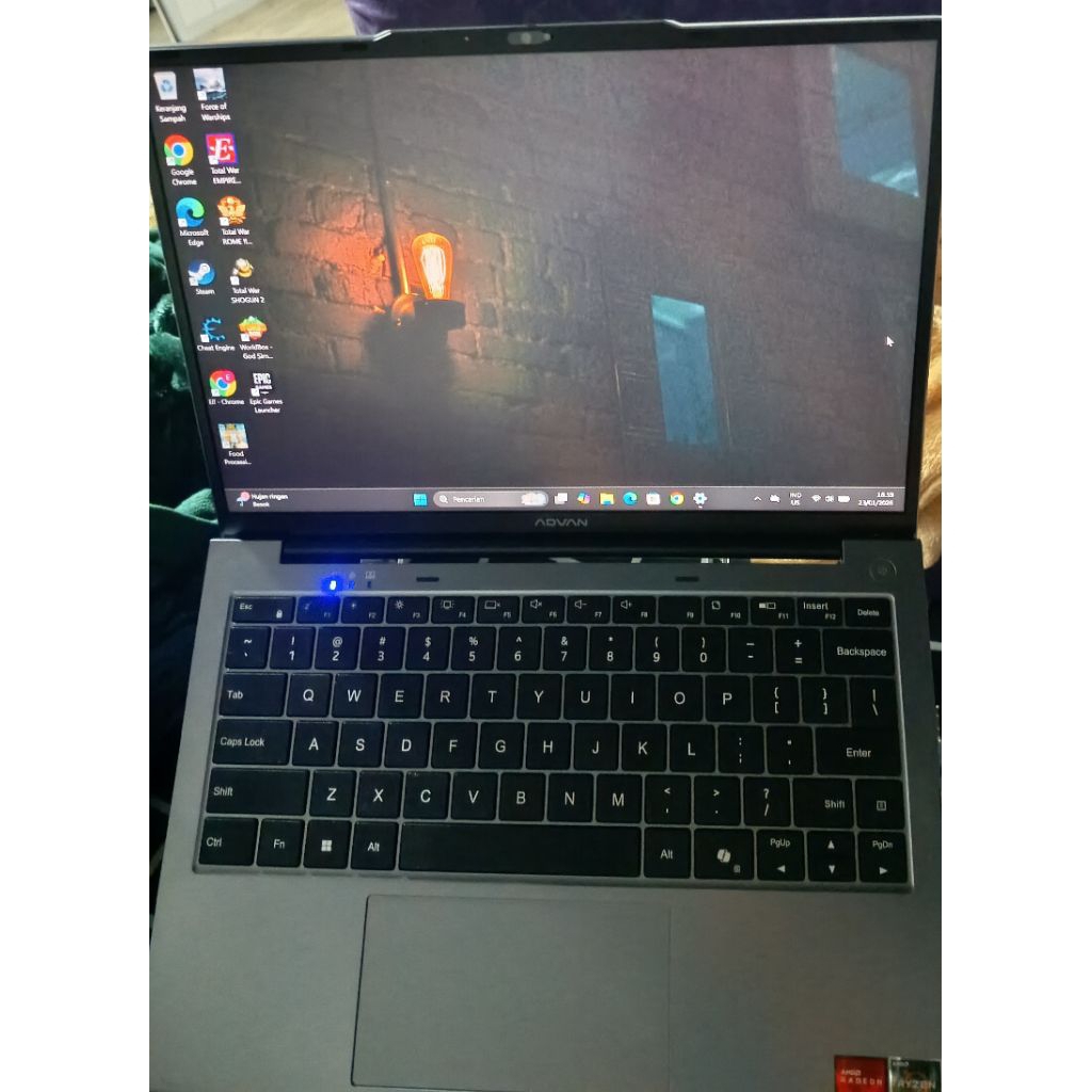 Laptop Advan Workmate AMD Ryzen 5 RAM: 16 GB