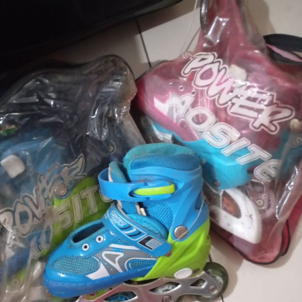sepatu roda size s