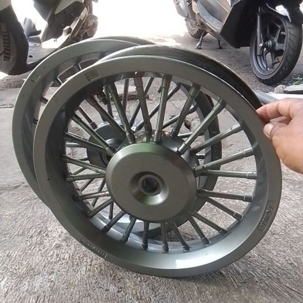 VELG SET TROMOL DEPAN BELAKANG RING 14 HONDA VARIO 125 / 150 COPOTAN