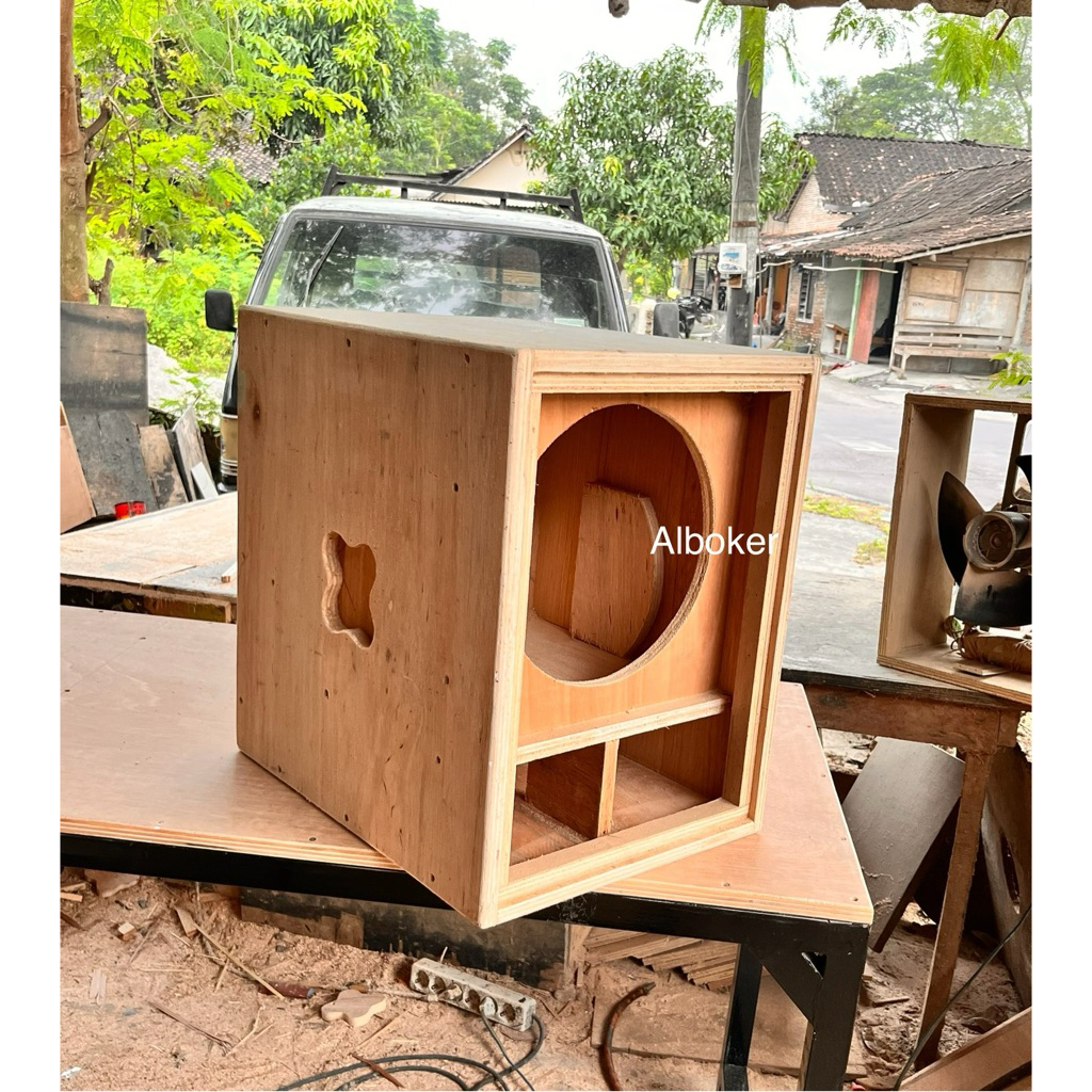 Box Miniscup 12” triplek 18mm