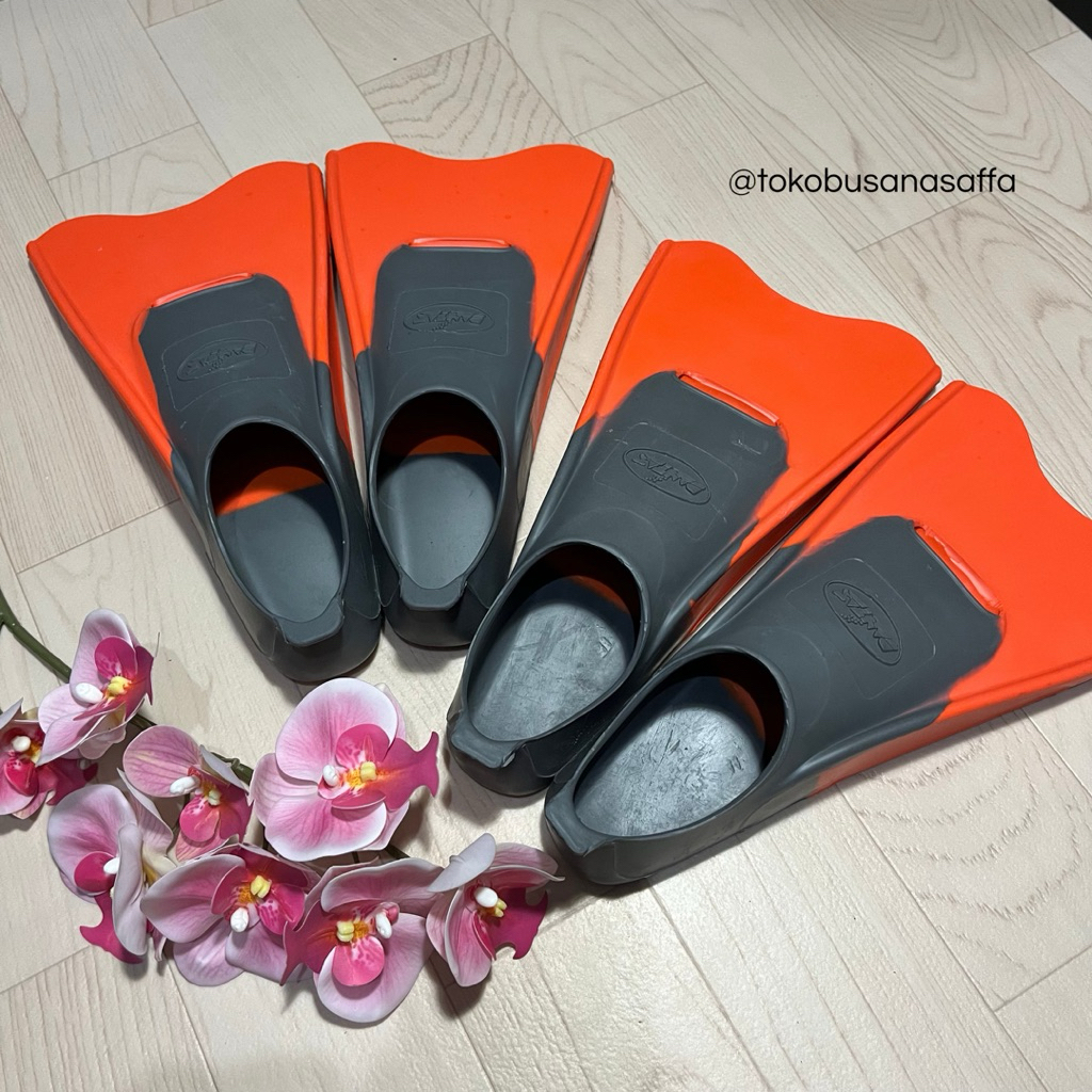 Toko Busana Saffa Pantas Kaki Renang Katak I Sepatu Menyelam Renang Training Fins Bahan Silicone War